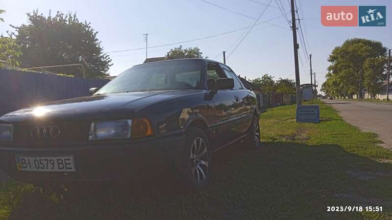 Седан Audi 80 1987 в Глобине
