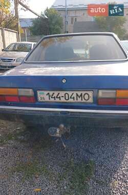 Седан Audi 80 1981 в Черновцах