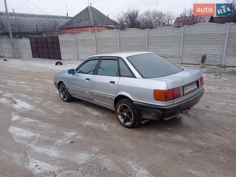 Audi 80