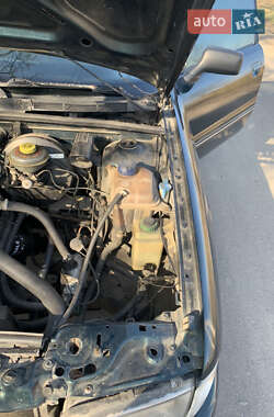 Седан Audi 80 1993 в Хмельницком