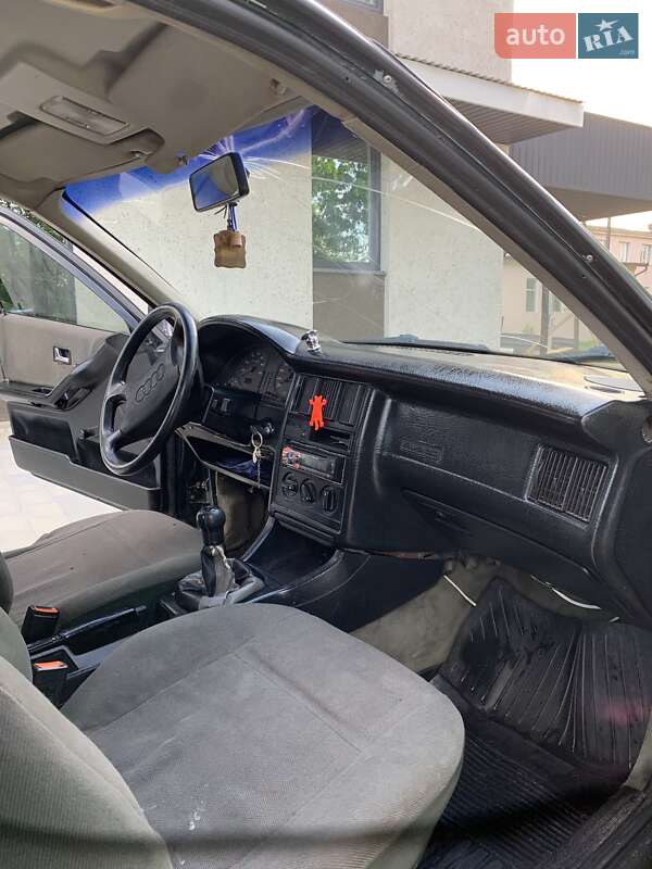 Седан Audi 80 1987 в Чернівцях фото 5 Седан Audi 80 1987 в Чернівцях