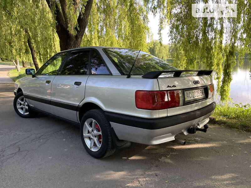 Седан Audi 80 1991 в Ровно