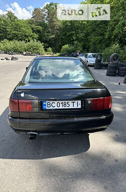 Седан Audi 80 1994 в Львове