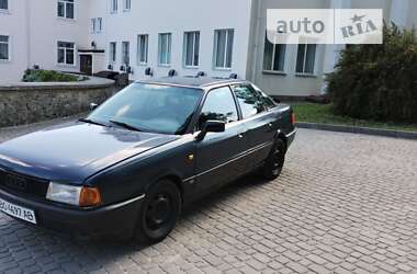 Седан Audi 80 1989 в Кременце