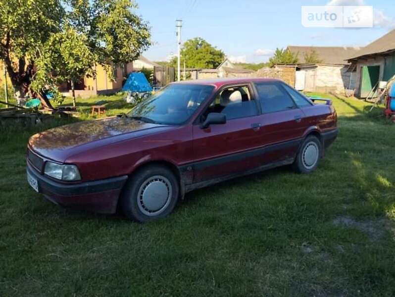 Седан Audi 80 1988 в Луцьку