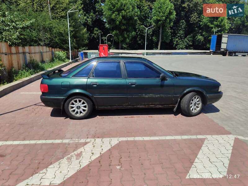 Седан Audi 80 1993 в Виннице