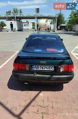 Седан Audi 80 1993 в Виннице