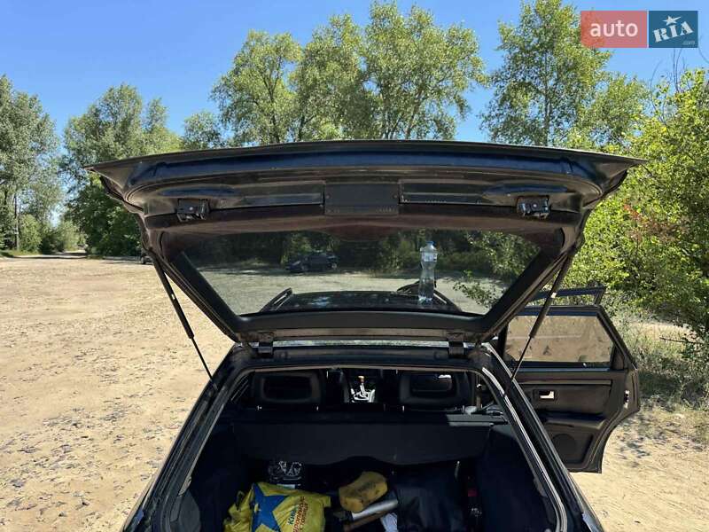 Универсал Audi 80 1994 в Киеве