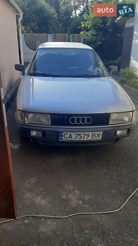 Audi 80