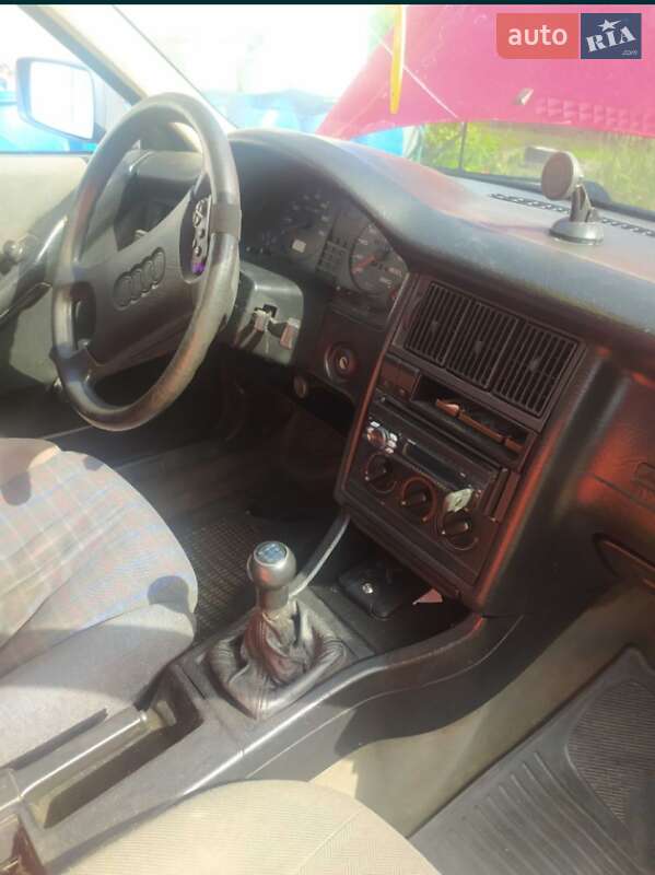 Седан Audi 80 1988 в Ужгороді