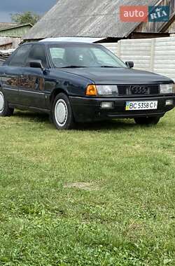 Седан Audi 80 1988 в Рава-Руській