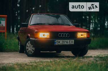 Седан Audi 80 1980 в Луцке