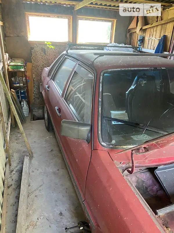 Audi 80 1983 VIN WAUZZZ81ZDA145484 фото оголошення 2 з 33