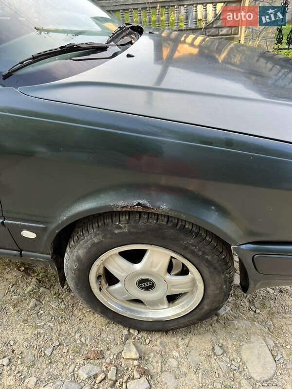 Седан Audi 80 1994 в Ивано-Франковске