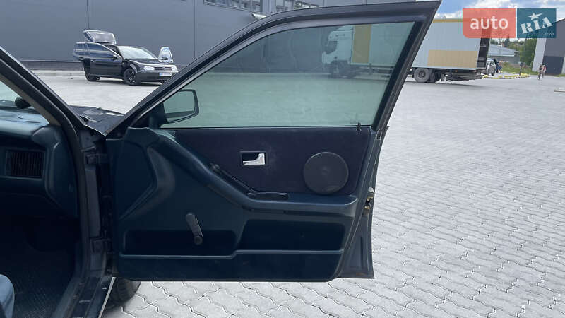 Седан Audi 80 1989 в Бориславі