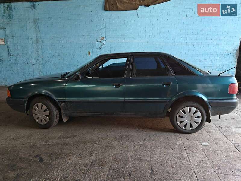 Седан Audi 80 1992 в Киеве