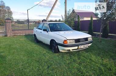 Седан Audi 80 1987 в Шацке