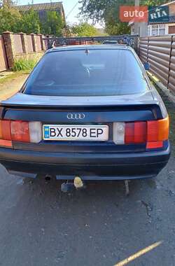 Седан Audi 80 1988 в Шепетовке