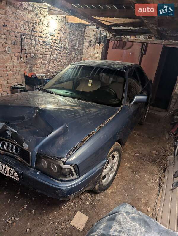 Седан Audi 80 1988 в Баре