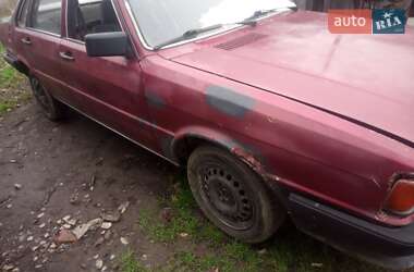 Седан Audi 80 1982 в 