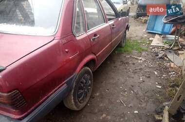 Седан Audi 80 1982 в 