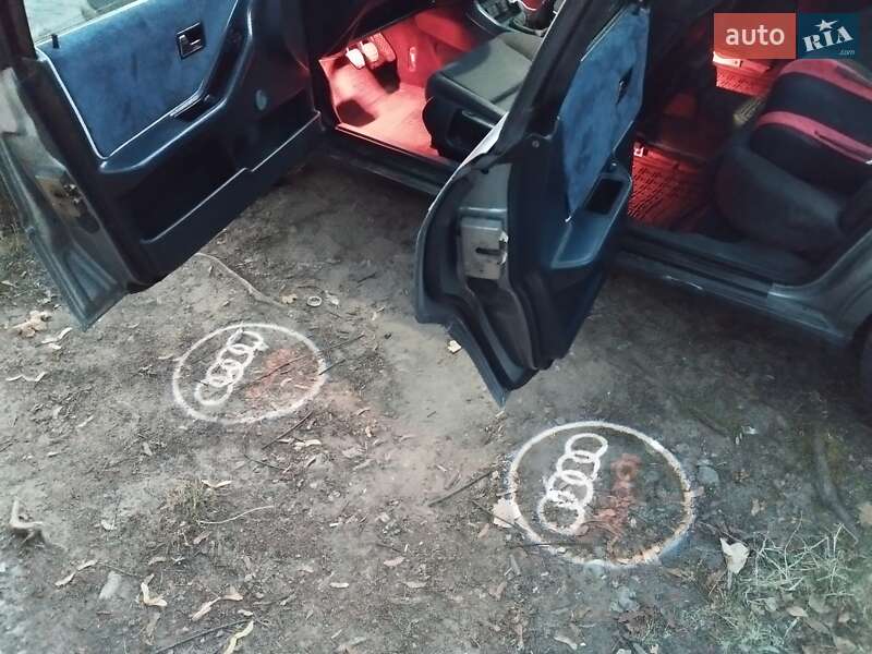 Седан Audi 80 1988 в Сумах