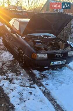 Седан Audi 80 1990 в 
