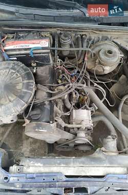 Седан Audi 80 1988 в 