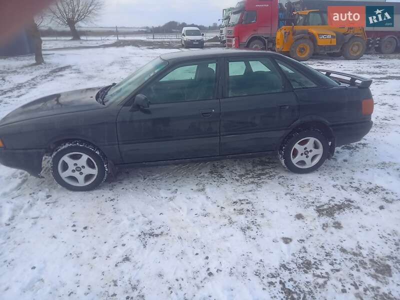 Седан Audi 80 1990 в Луцке