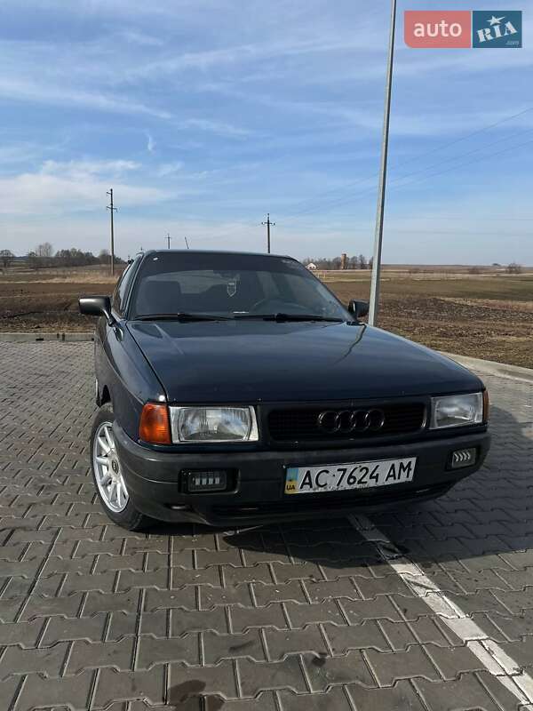 Седан Audi 80 1988 в 
