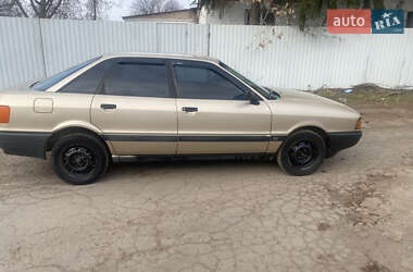 Седан Audi 80 1990 в Ватутино