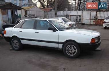 Седан Audi 80 1988 в Лохвице