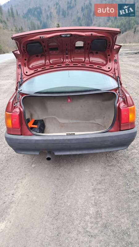 Седан Audi 80 1988 в Сколе