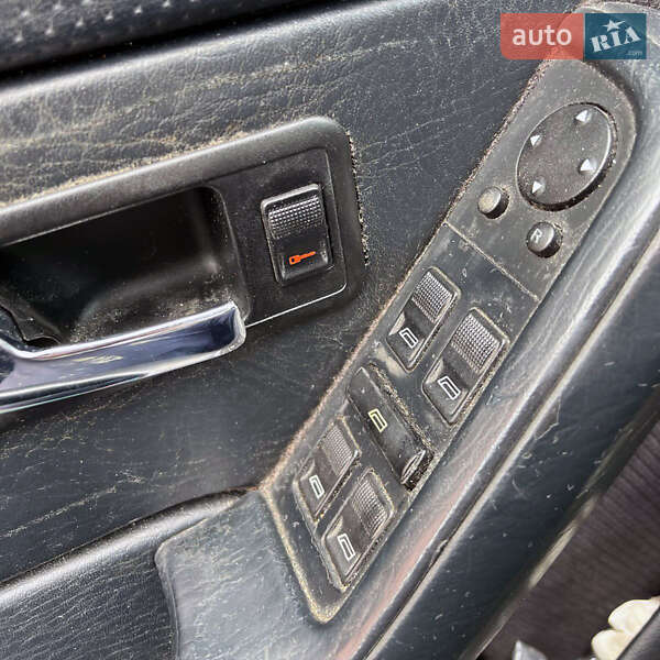Универсал Audi 80 1995 в Киеве