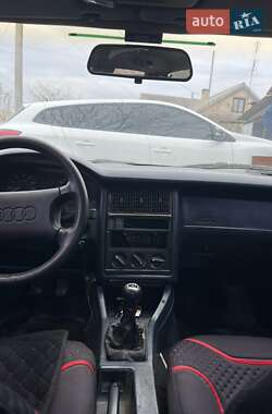 Седан Audi 80 1988 в 