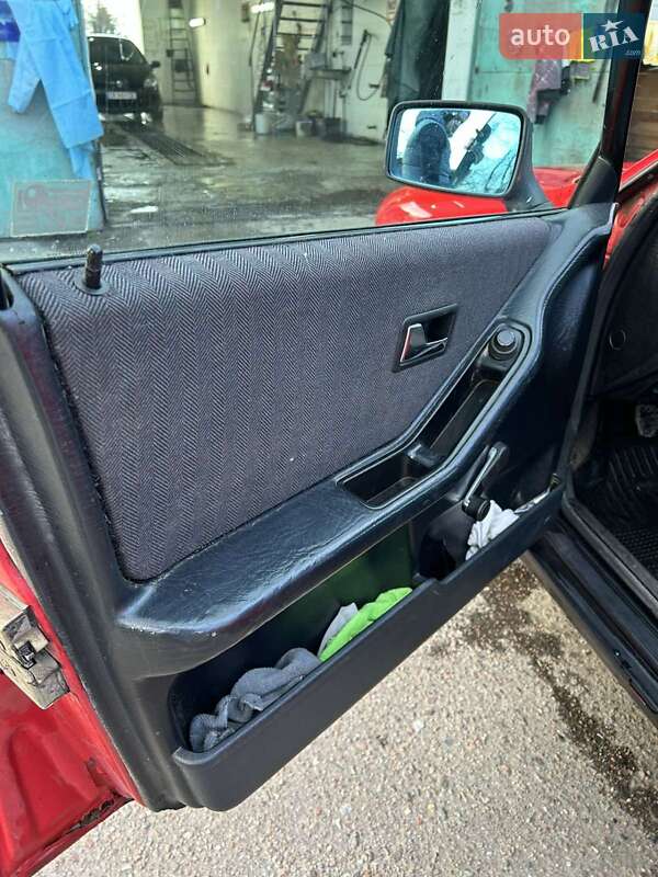 Седан Audi 80 1989 в Чернигове