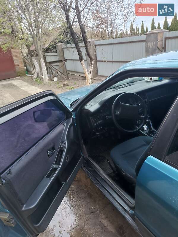 Седан Audi 80 1987 в Ровно