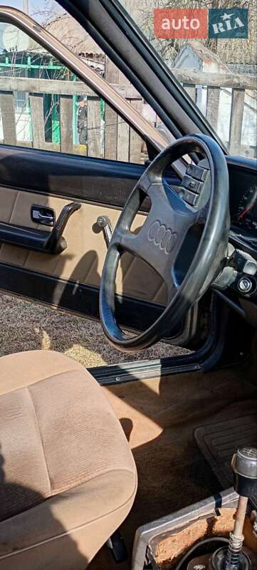 Седан Audi 80 1986 в Тараще фото 11 Седан Audi 80 1986 в Тараще