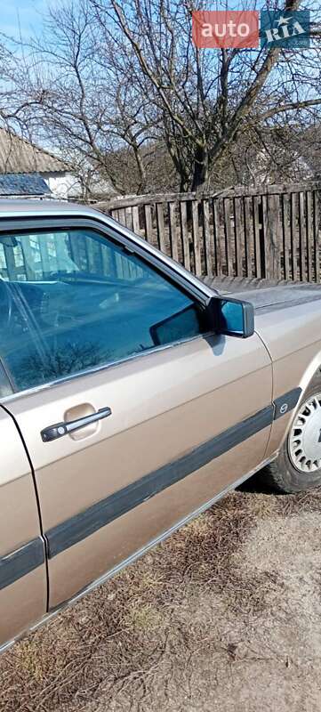 Седан Audi 80 1986 в Тараще фото 6 Седан Audi 80 1986 в Тараще