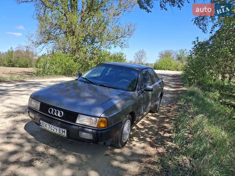 Седан Audi 80 1988 в Ізяславі