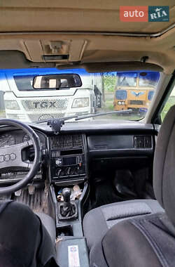 Седан Audi 80 1987 в 