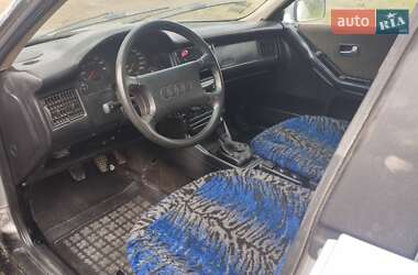 Седан Audi 80 1990 в 