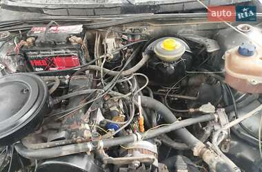 Седан Audi 80 1990 в 
