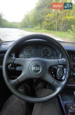 Седан Audi 80 1988 в 