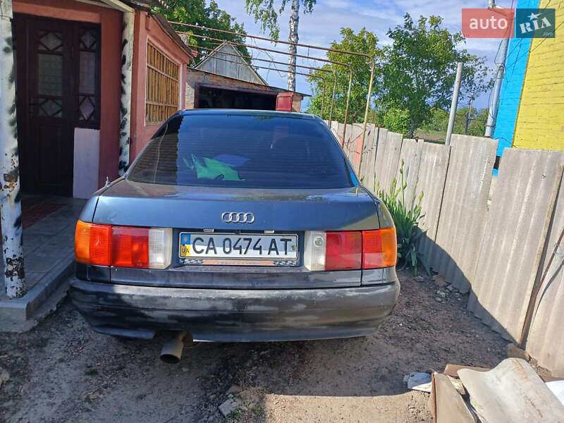 Седан Audi 80 1987 в Черкасах фото 2 Седан Audi 80 1987 в Черкасах