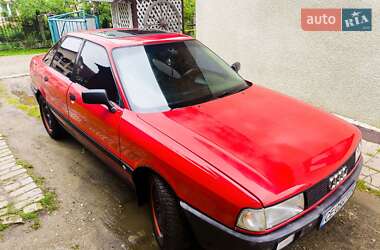 Седан Audi 80 1988 в Глыбокой