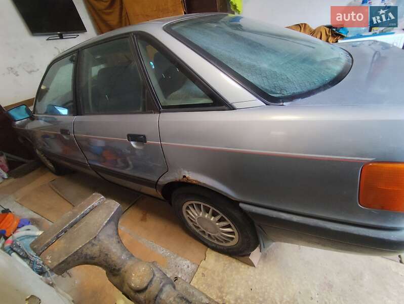 Седан Audi 80 1987 в Тернополе