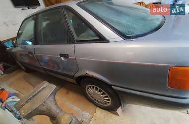 Седан Audi 80 1987 в 