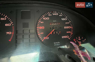 Седан Audi 80 1992 в 