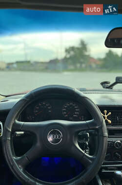 Седан Audi 80 1989 в 